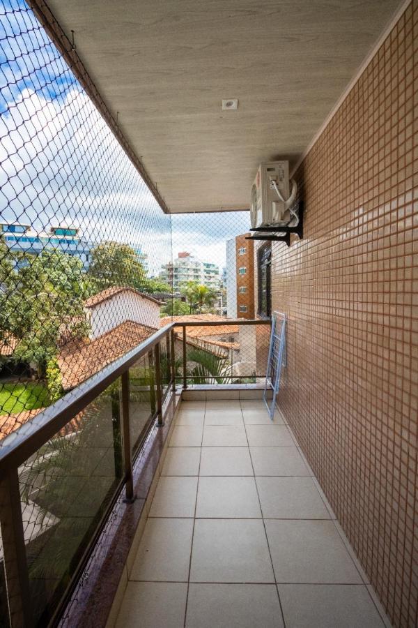 Conforto Com Ar, Tvs Smart, Na Quadra Da Do Forte, Em Frente A Feira Artesanato